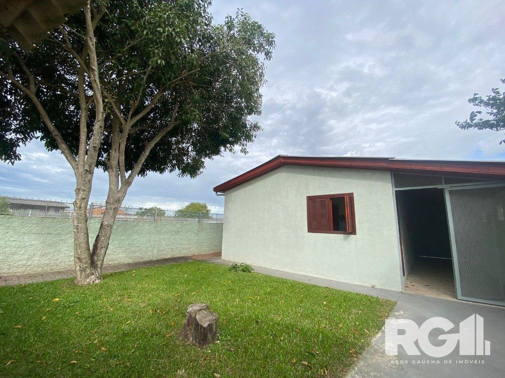 Casa à venda com 2 quartos, 118m² - Foto 1