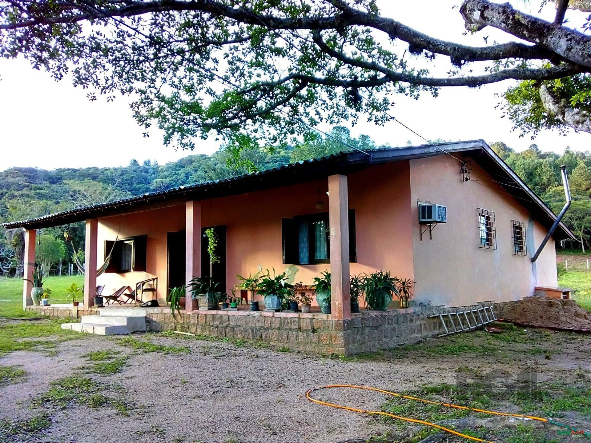 Sítio à venda com 2 quartos, 30000m² - Foto 2