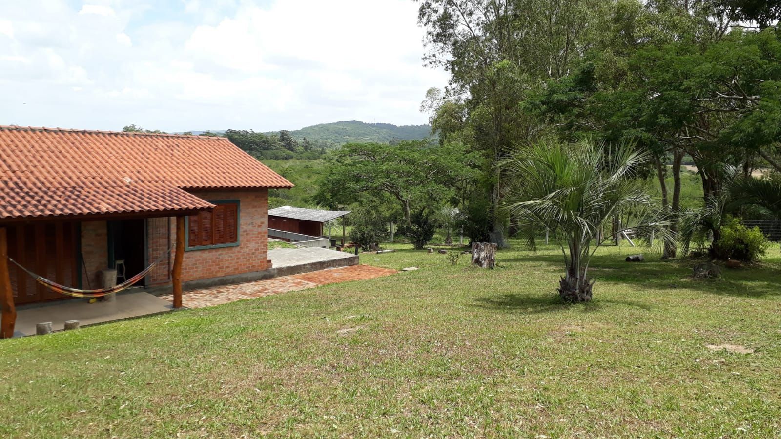 Sítio 2 dormitórios no bairro Lami
