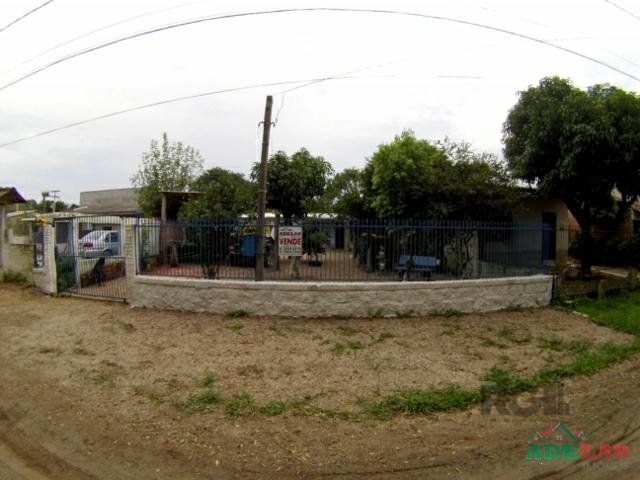 Casa à venda com 2 quartos, 72m² - Foto 4