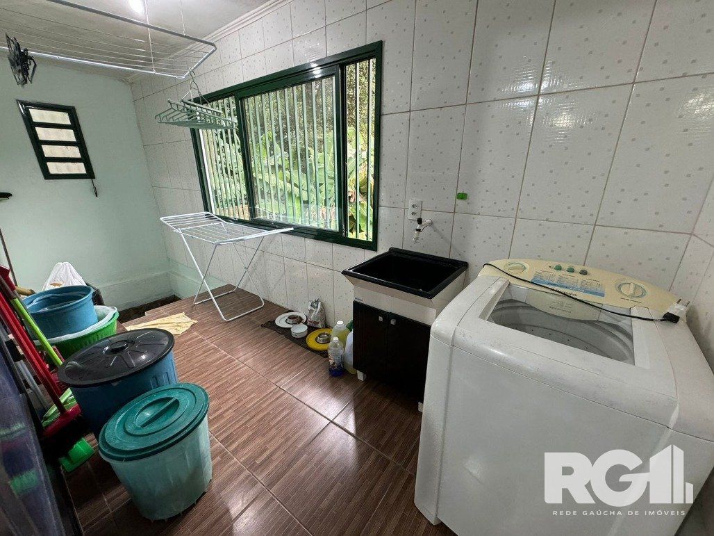Casa à venda com 3 quartos, 89m² - Foto 12