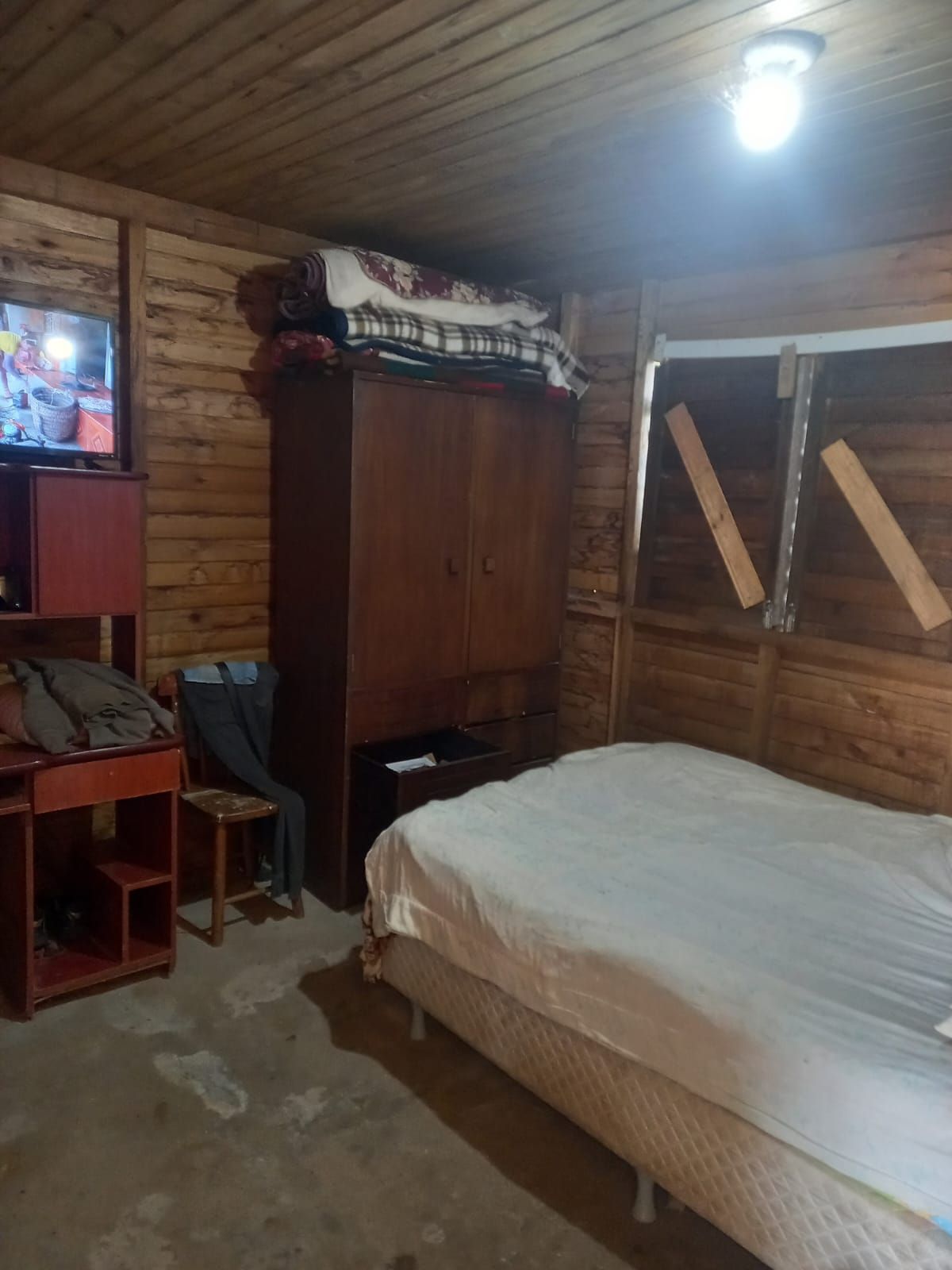 Casa à venda com 2 quartos, 56m² - Foto 2