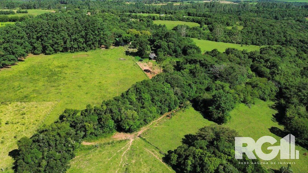Fazenda à venda com 3 quartos, 141m² - Foto 1