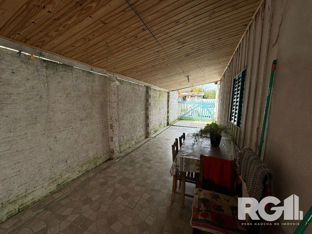 Casa à venda com 2 quartos, 39m² - Foto 2