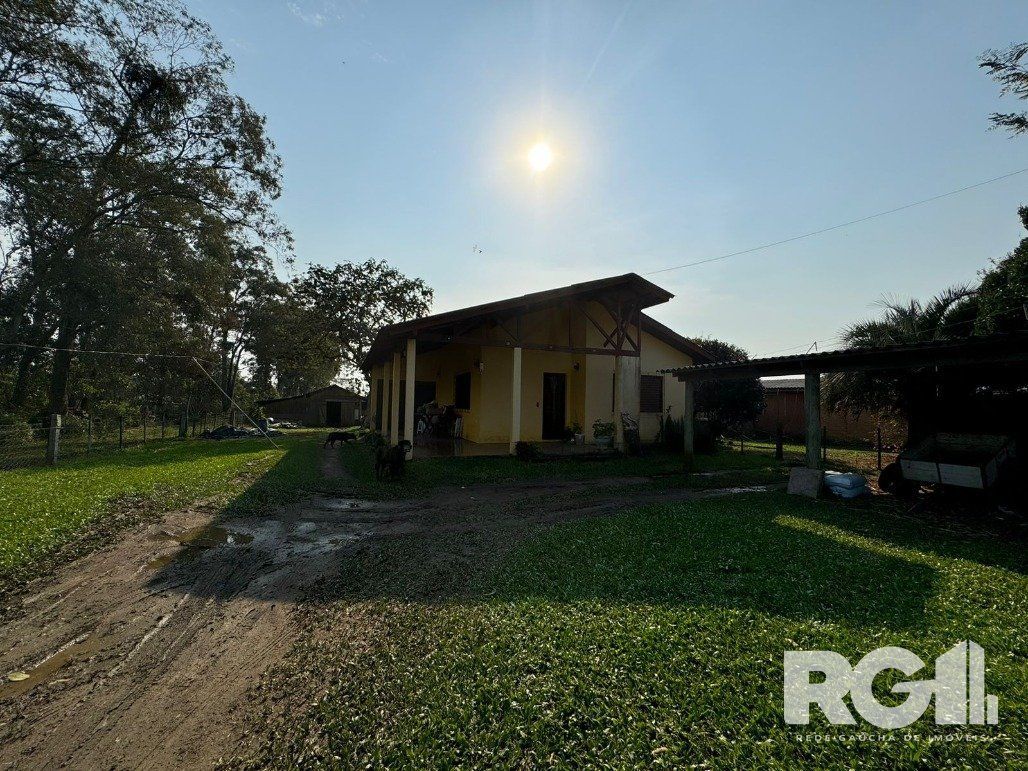 Sítio à venda com 2 quartos, 168m² - Foto 2