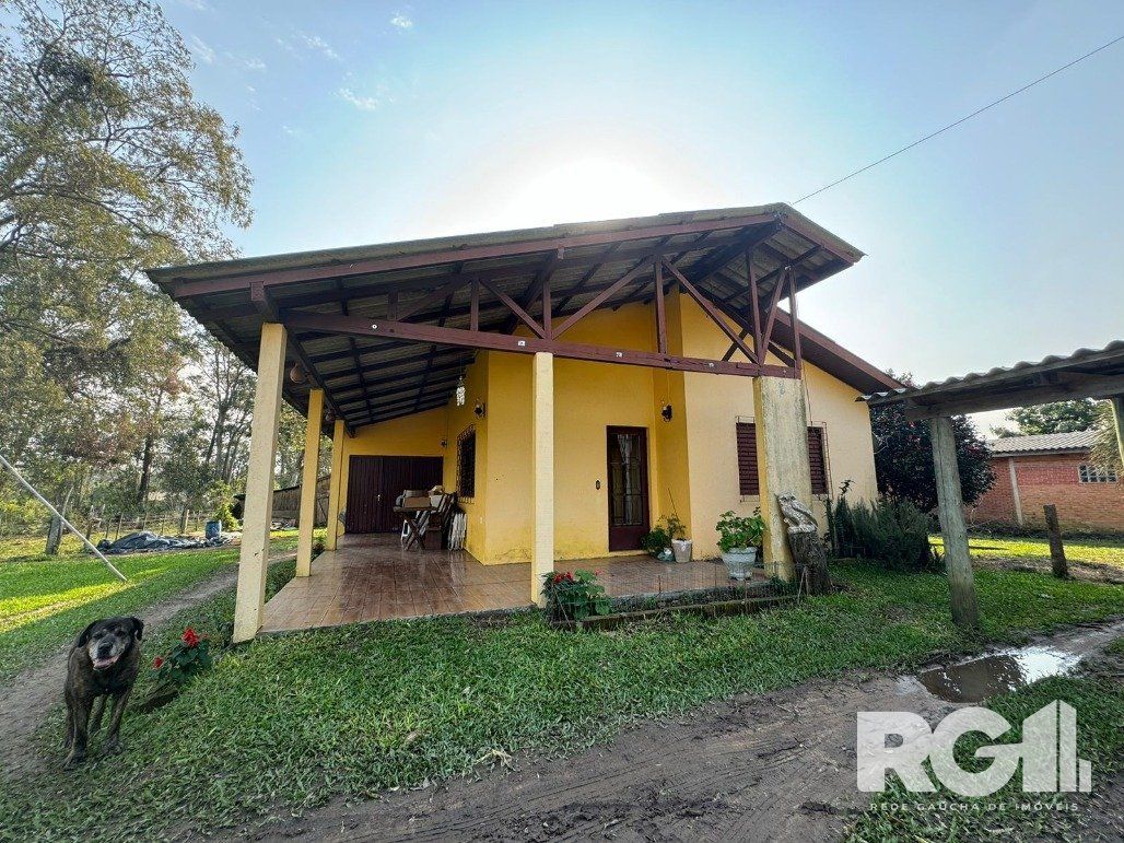 Sítio à venda com 2 quartos, 168m² - Foto 1
