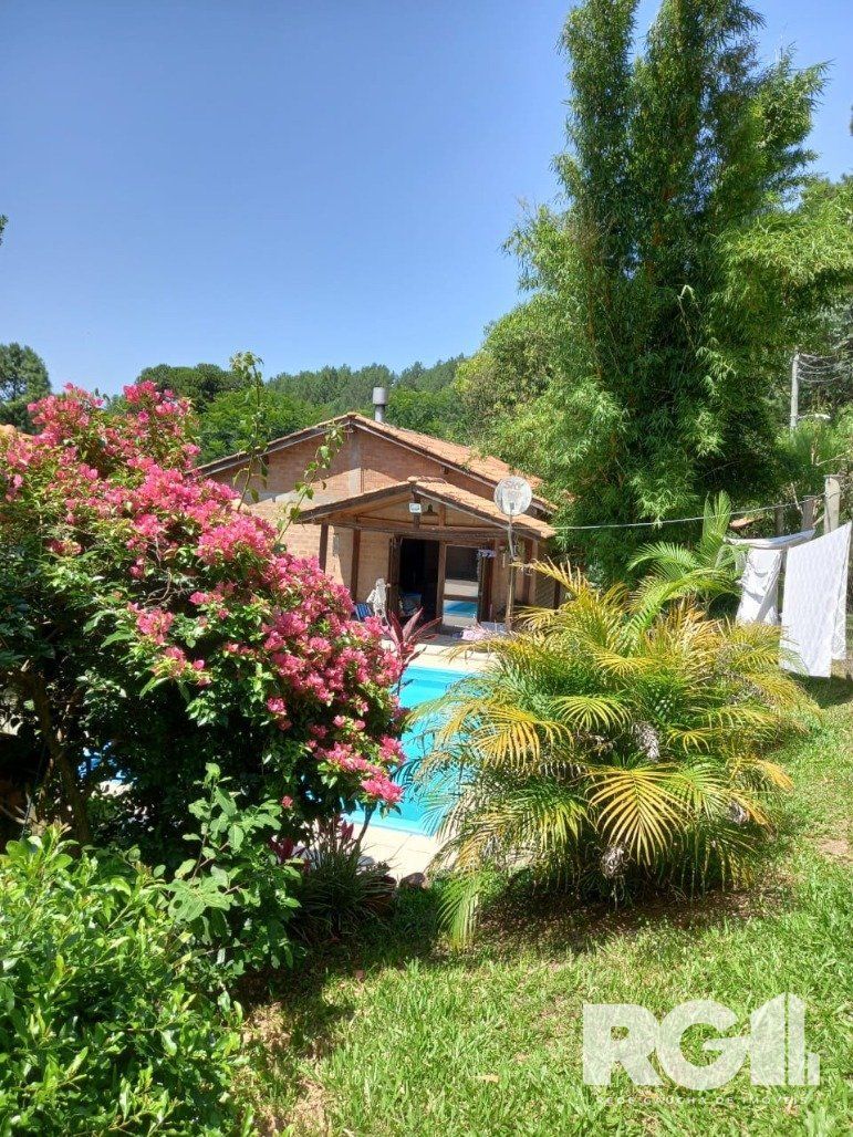 Sítio à venda com 3 quartos, 90m² - Foto 1