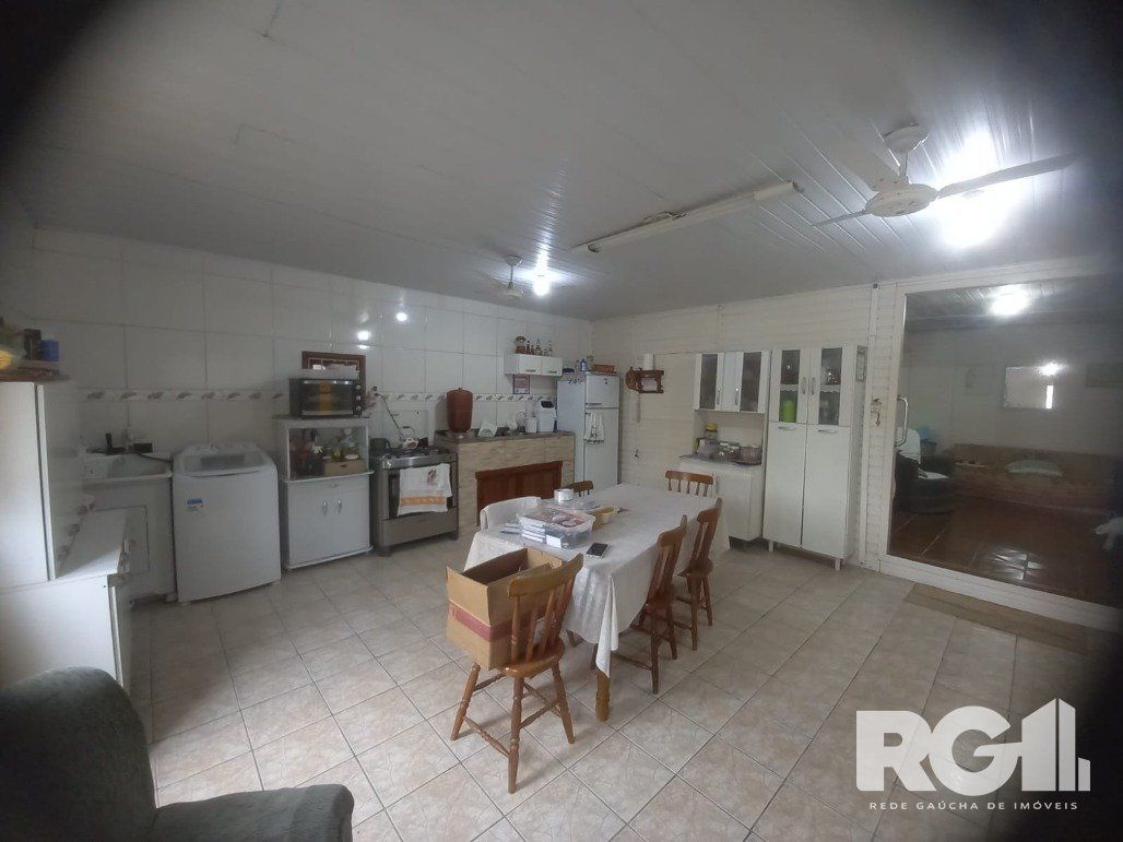Casa à venda com 2 quartos, 72m² - Foto 7