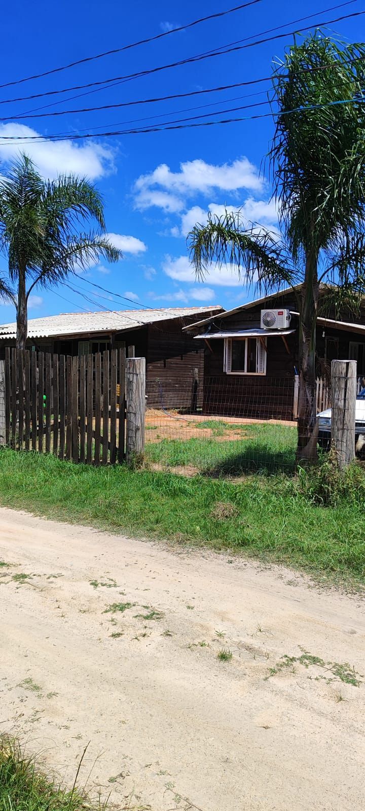 Casa à venda com 1 quarto, 39m² - Foto 1