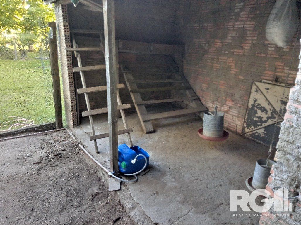 Sítio à venda com 3 quartos, 3022m² - Foto 15