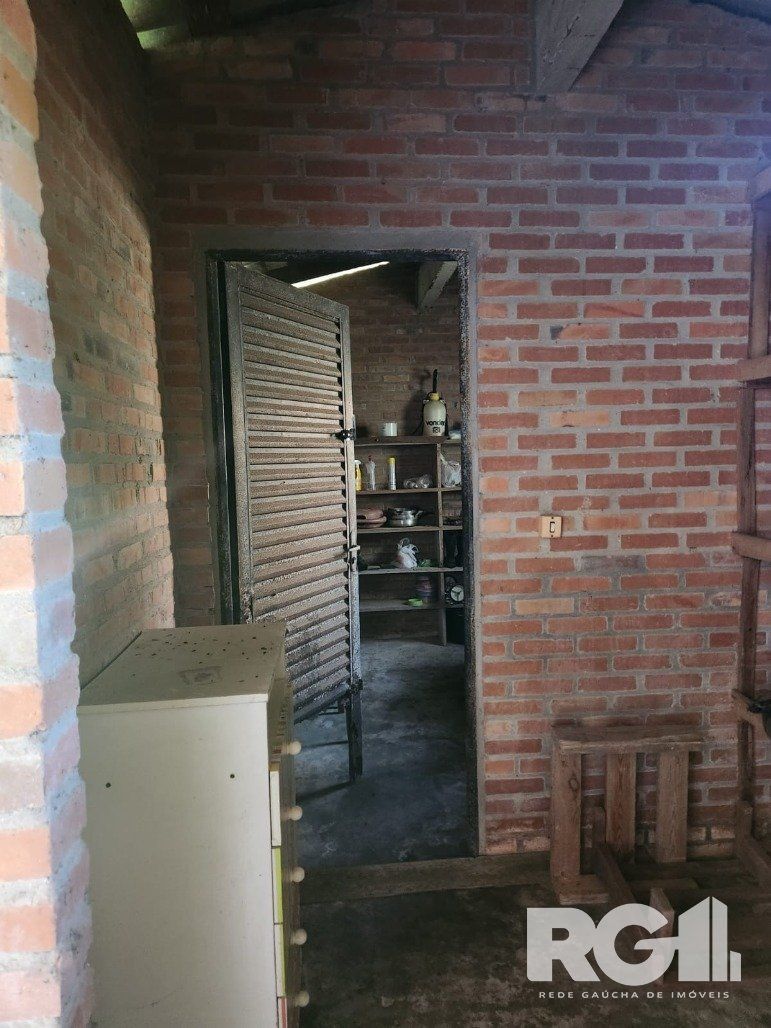 Sítio à venda com 2 quartos, 749m² - Foto 15