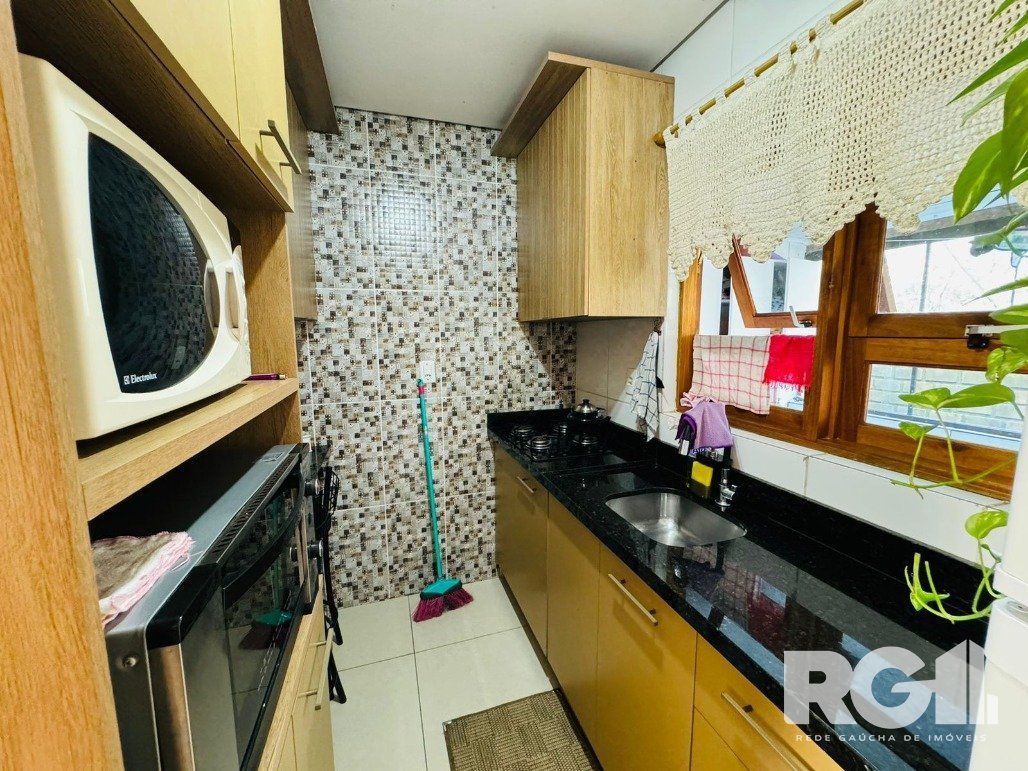 Casa à venda com 3 quartos, 136m² - Foto 9