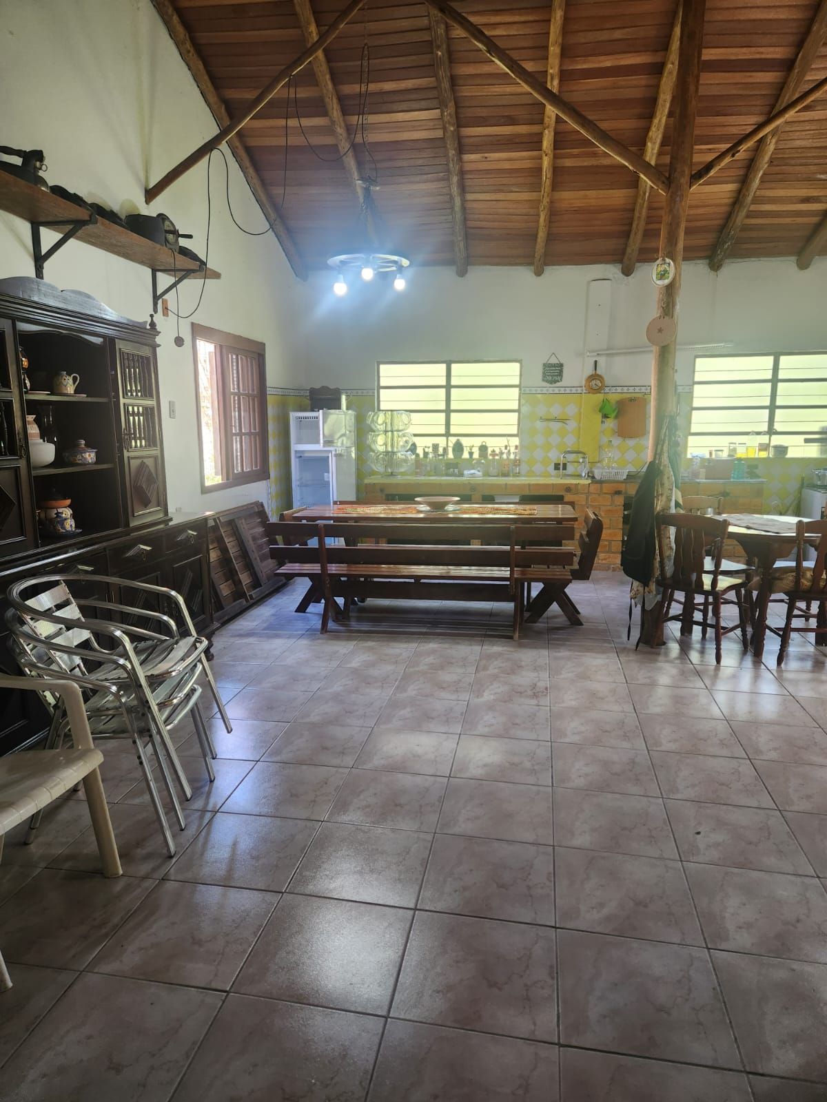 Sítio à venda com 3 quartos, 200m² - Foto 32