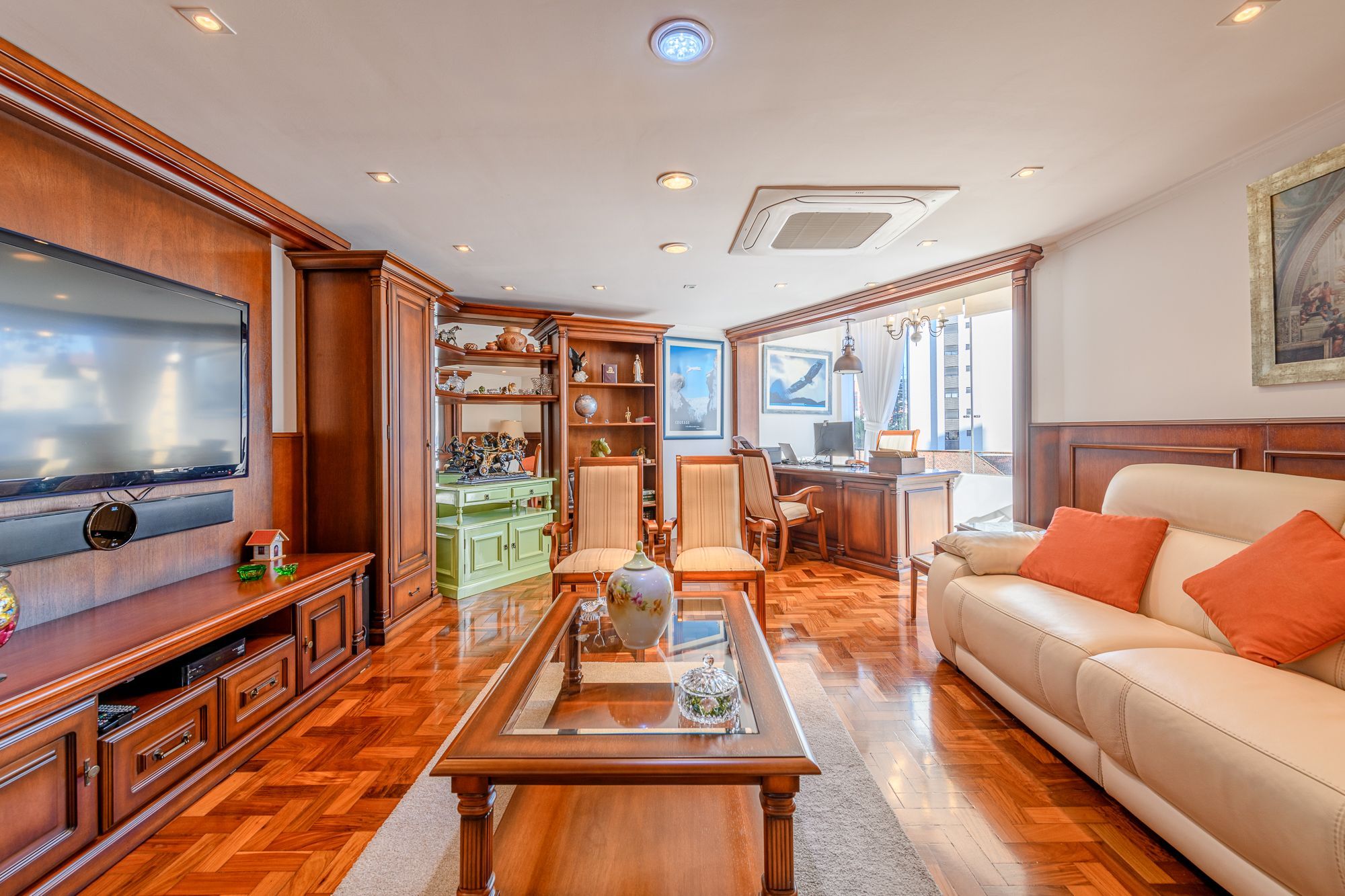 Apartamento, 3 quartos, 278 m² - Foto 2