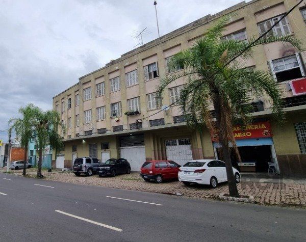 Prédio Comercial à venda , 2702m², Rua Ramiro Barcelos no bairro Floresta em Porto Alegre