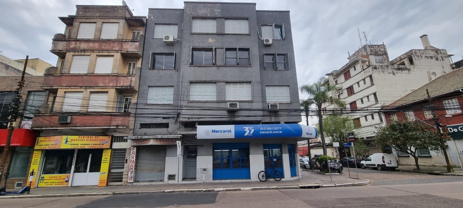 Apartamento à venda com 68m², 2 quartos no bairro Floresta em Porto Alegre