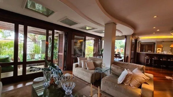 Casa Condominio para Venda - 420m², 4 dormitórios, sendo 4 suites, 2 vagas - Três Figueiras