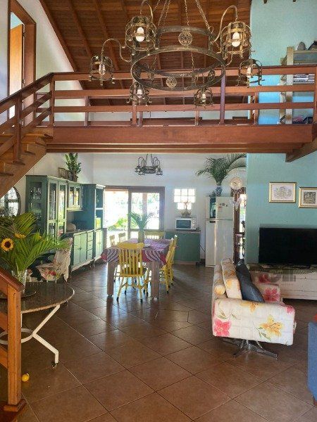 Casa à venda com 3 quartos, 258m² - Foto 26