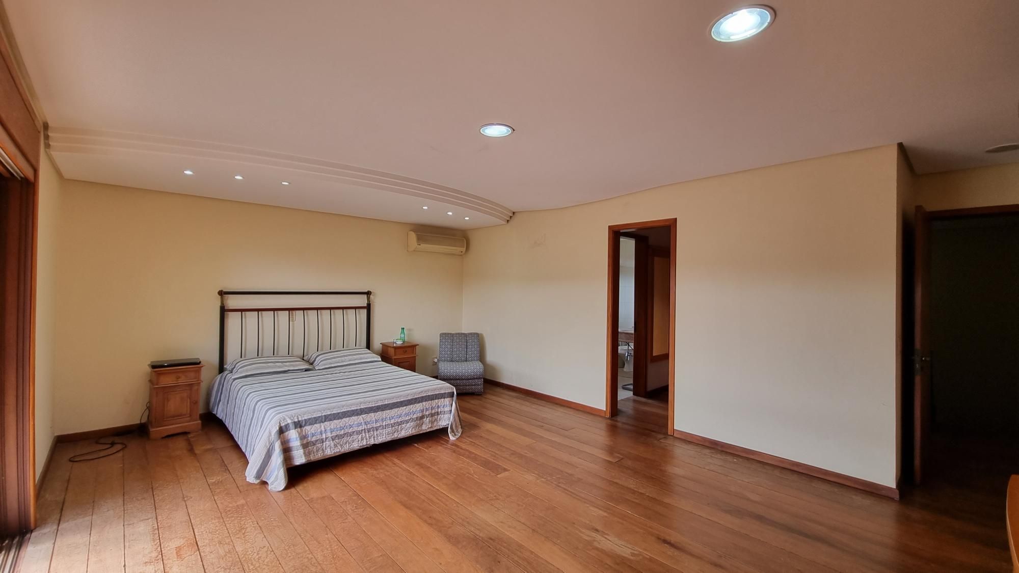 Casa, 4 quartos, 600 m² - Foto 35