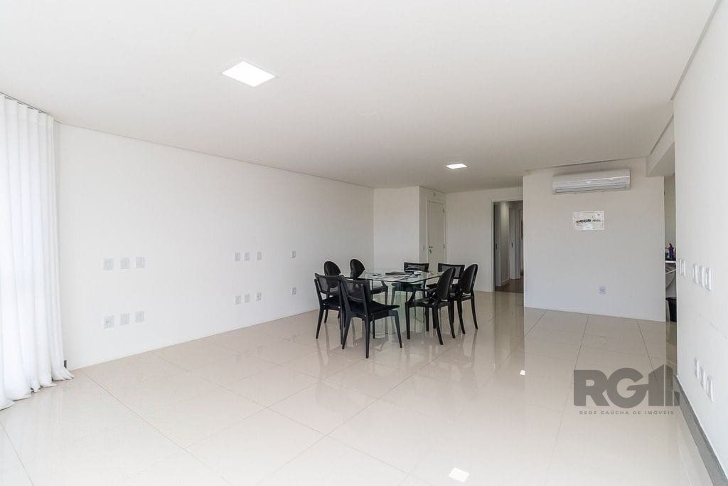 Cobertura à venda com 3 quartos, 238m² - Foto 4