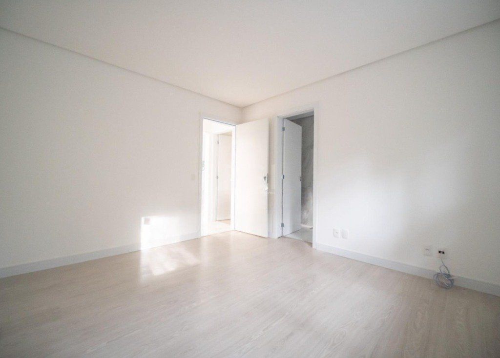 Casa, 4 quartos, 225 m² - Foto 10