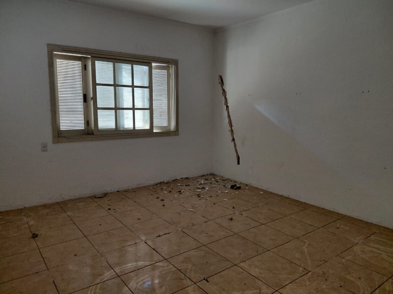 Casa à venda com 4 quartos, 350m² - Foto 18
