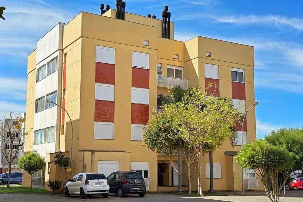 Apartamento de 02 dormitorios com 1 vaga na zona sul de Porto Alegre.