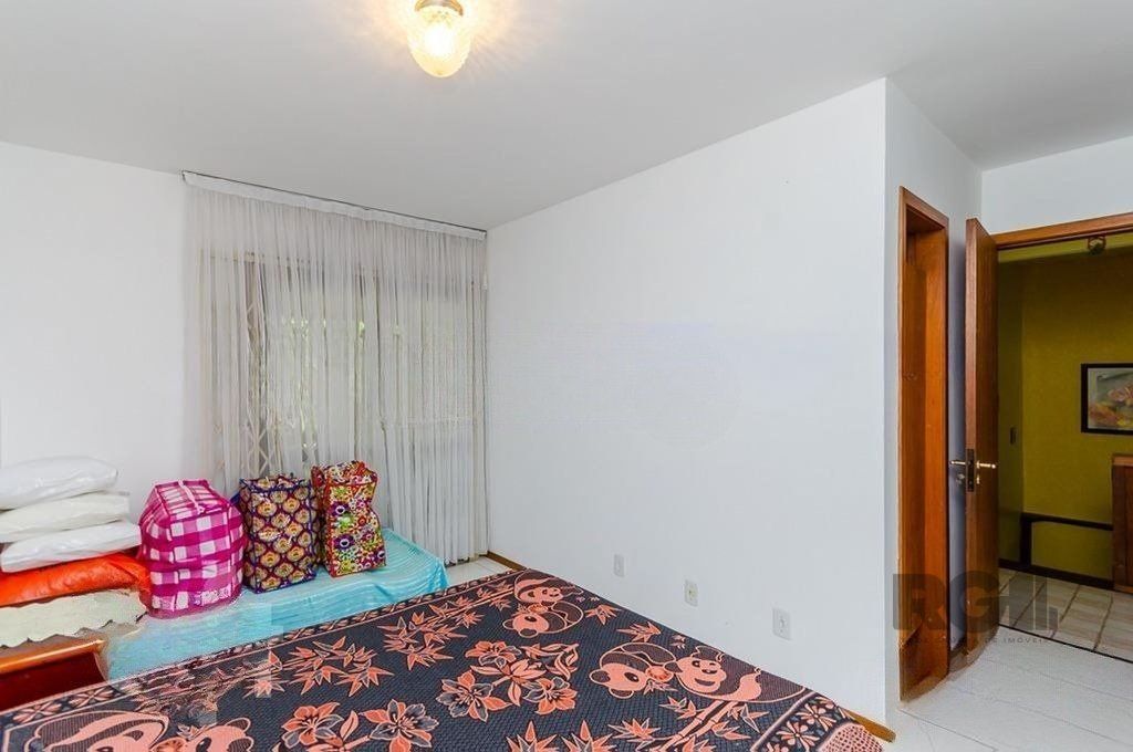 Casa à venda com 3 quartos, 379m² - Foto 27