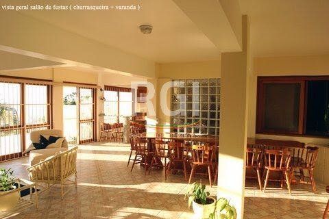 Casa à venda com 3 quartos, 485m² - Foto 1