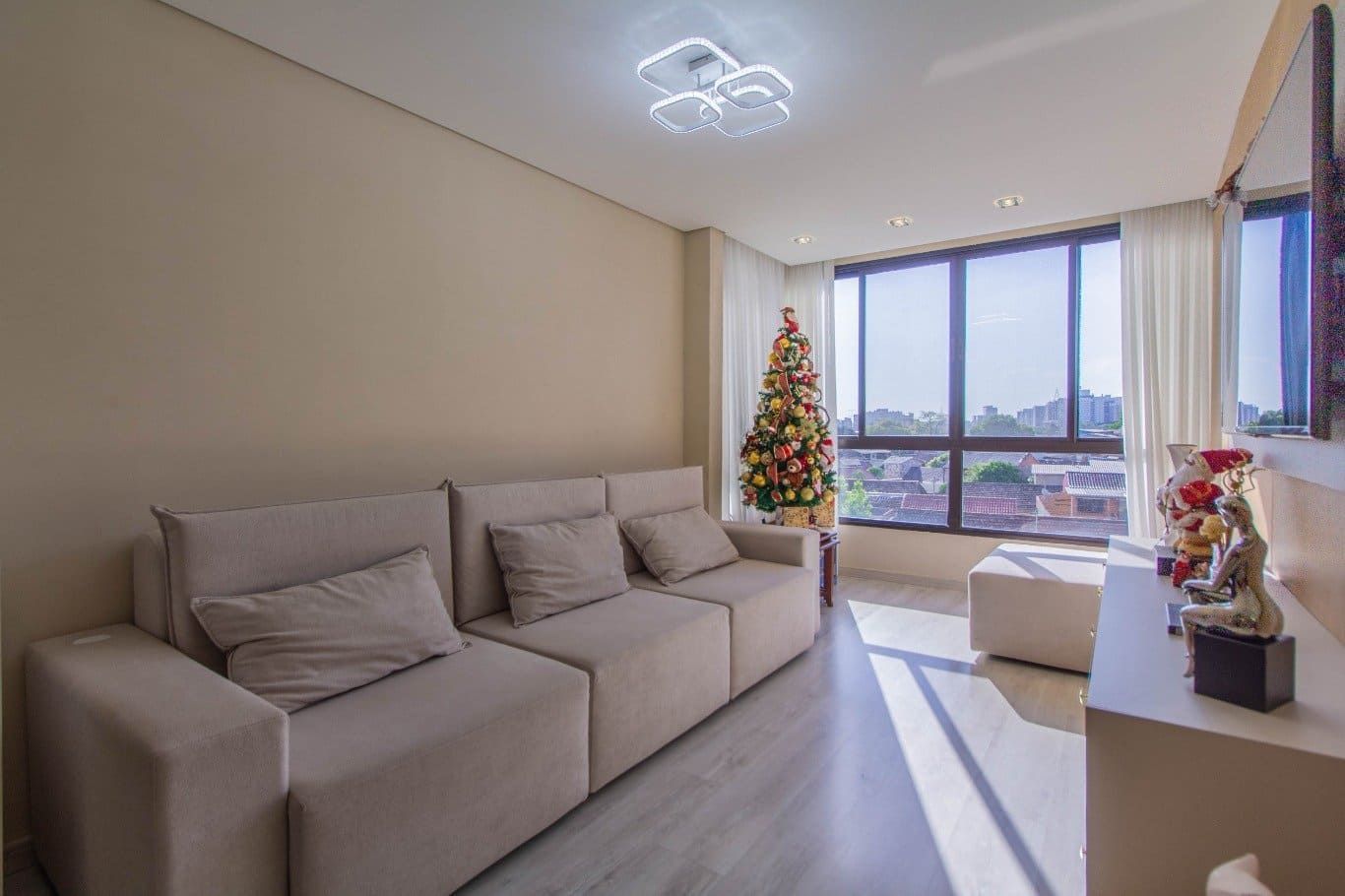 Apartamento de 3 dormitorios à venda em Jardim Botânico, Porto Alegre.