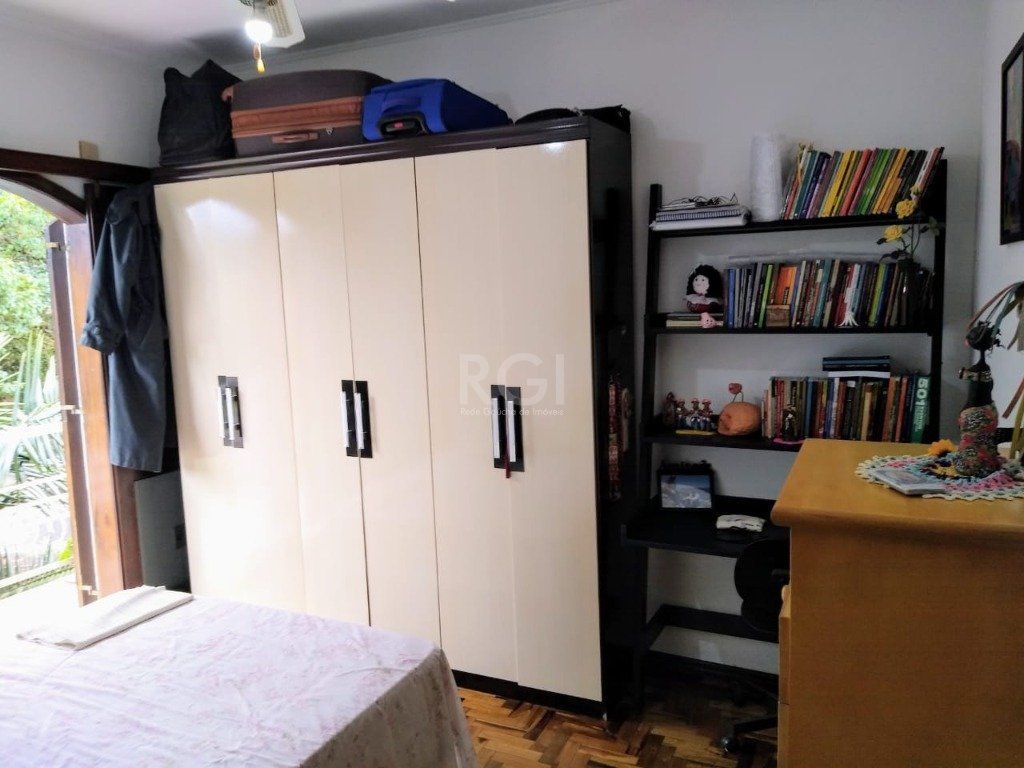 Casa à venda com 3 quartos, 240m² - Foto 18
