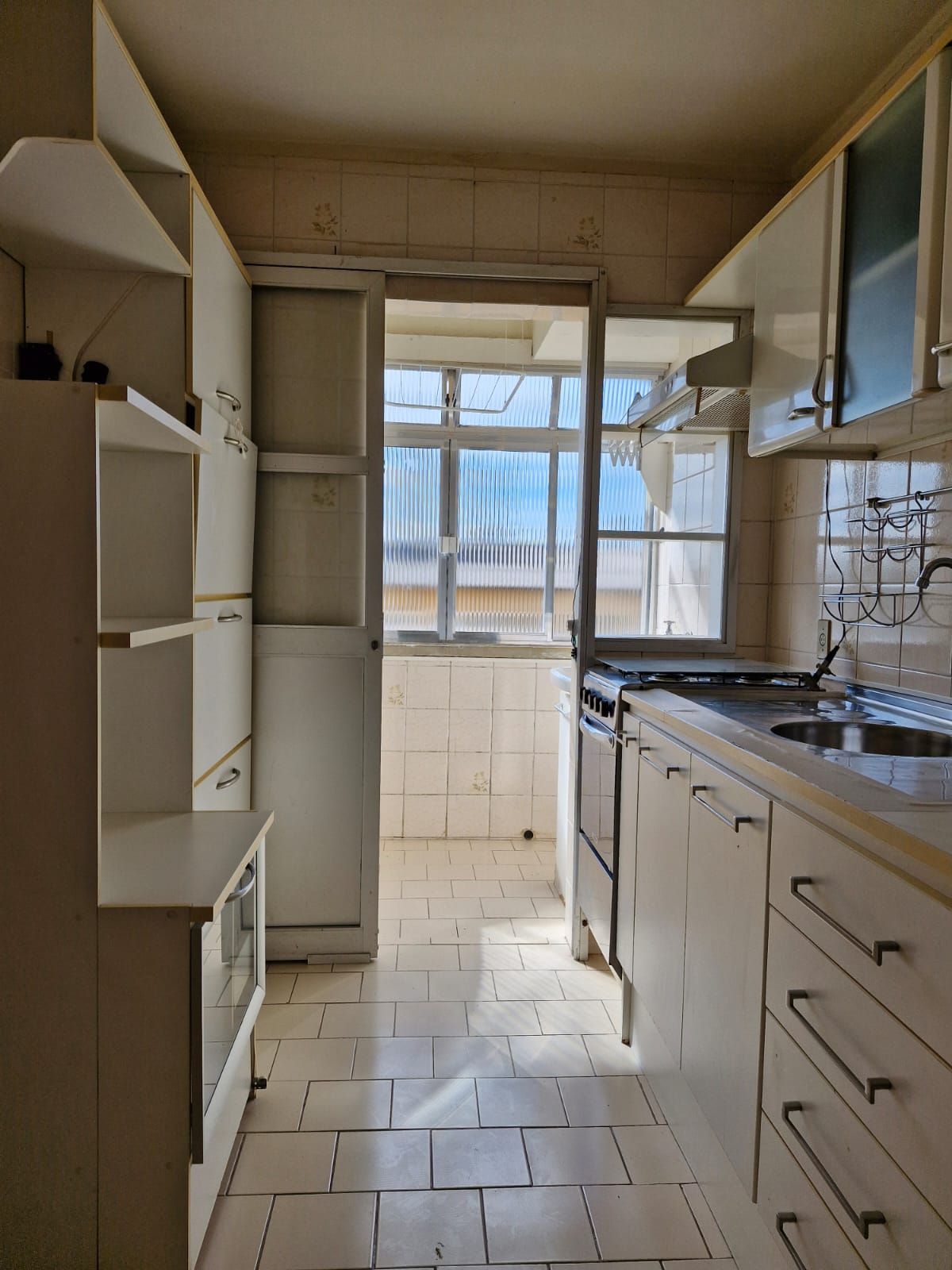 Apartamento à venda com 1 quarto, 44m² - Foto 14