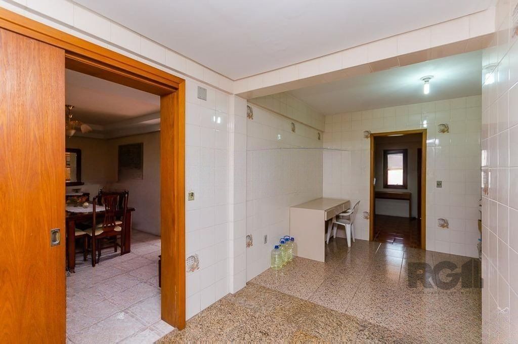 Casa à venda com 3 quartos, 379m² - Foto 43