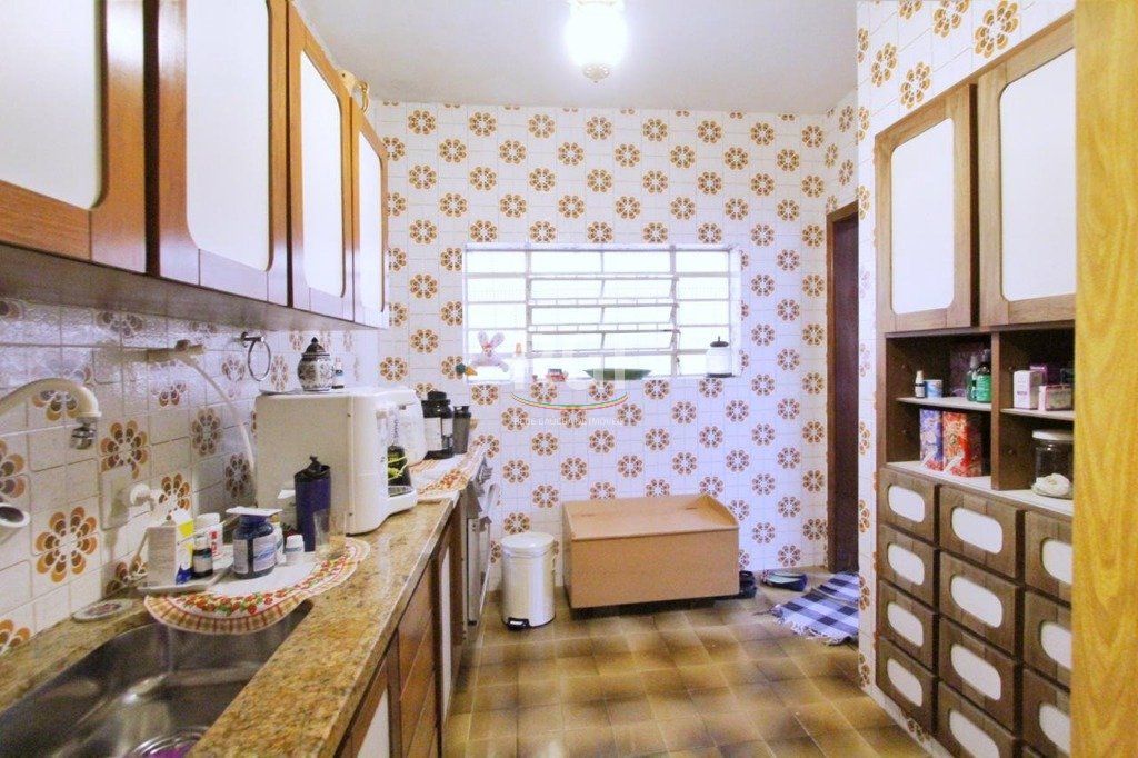 Casa à venda com 3 quartos, 250m² - Foto 11