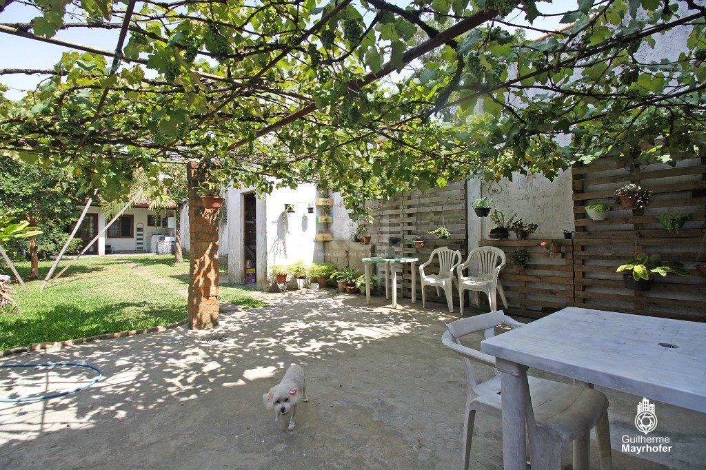 Casa à venda com 3 quartos, 354m² - Foto 32