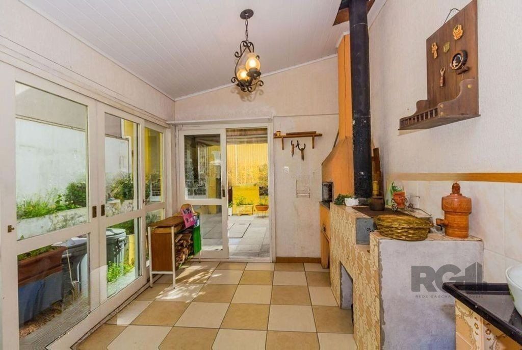 Casa à venda com 5 quartos, 308m² - Foto 37