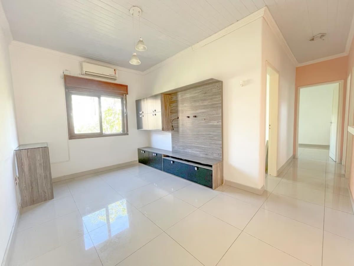 Apartamento, 3 dormitórios no bairro São Sebastião em Porto Alegre para Comprar