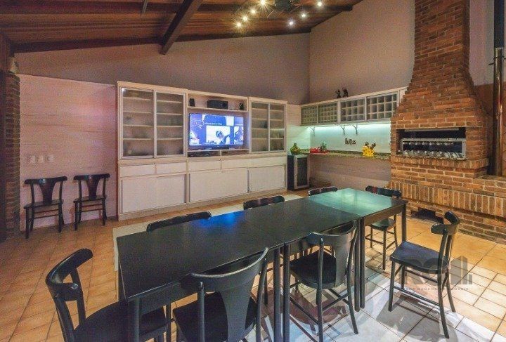 Casa à venda com 3 quartos, 280m² - Foto 25