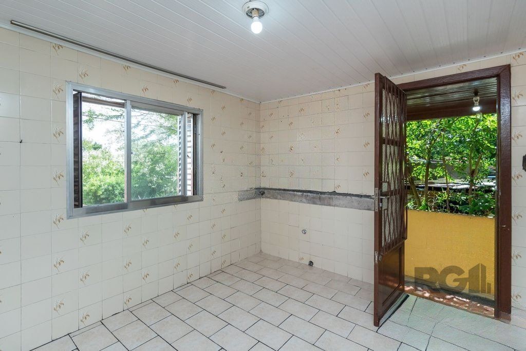 Casa à venda com 4 quartos, 212m² - Foto 11