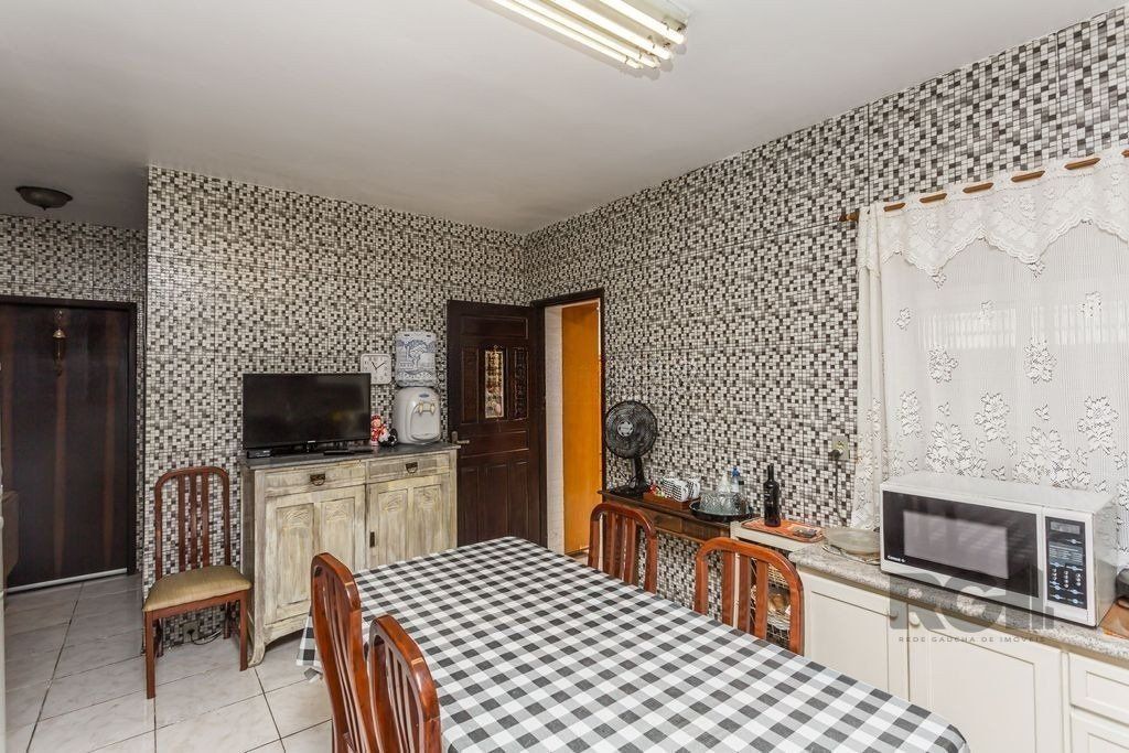 Casa à venda com 3 quartos, 210m² - Foto 19