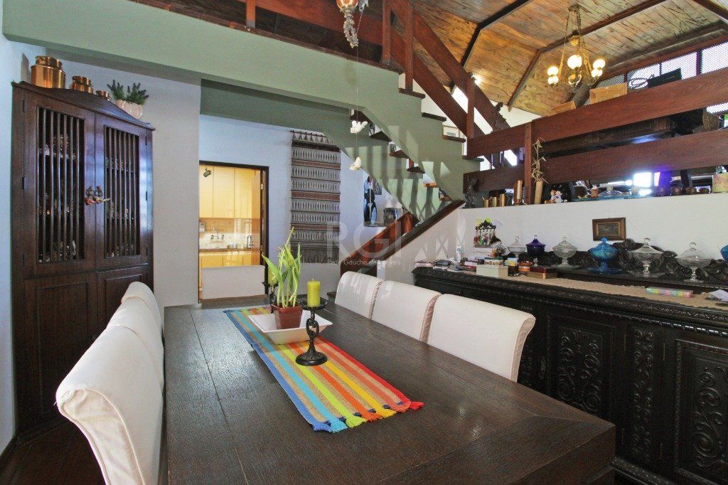Casa à venda com 3 quartos, 235m² - Foto 14