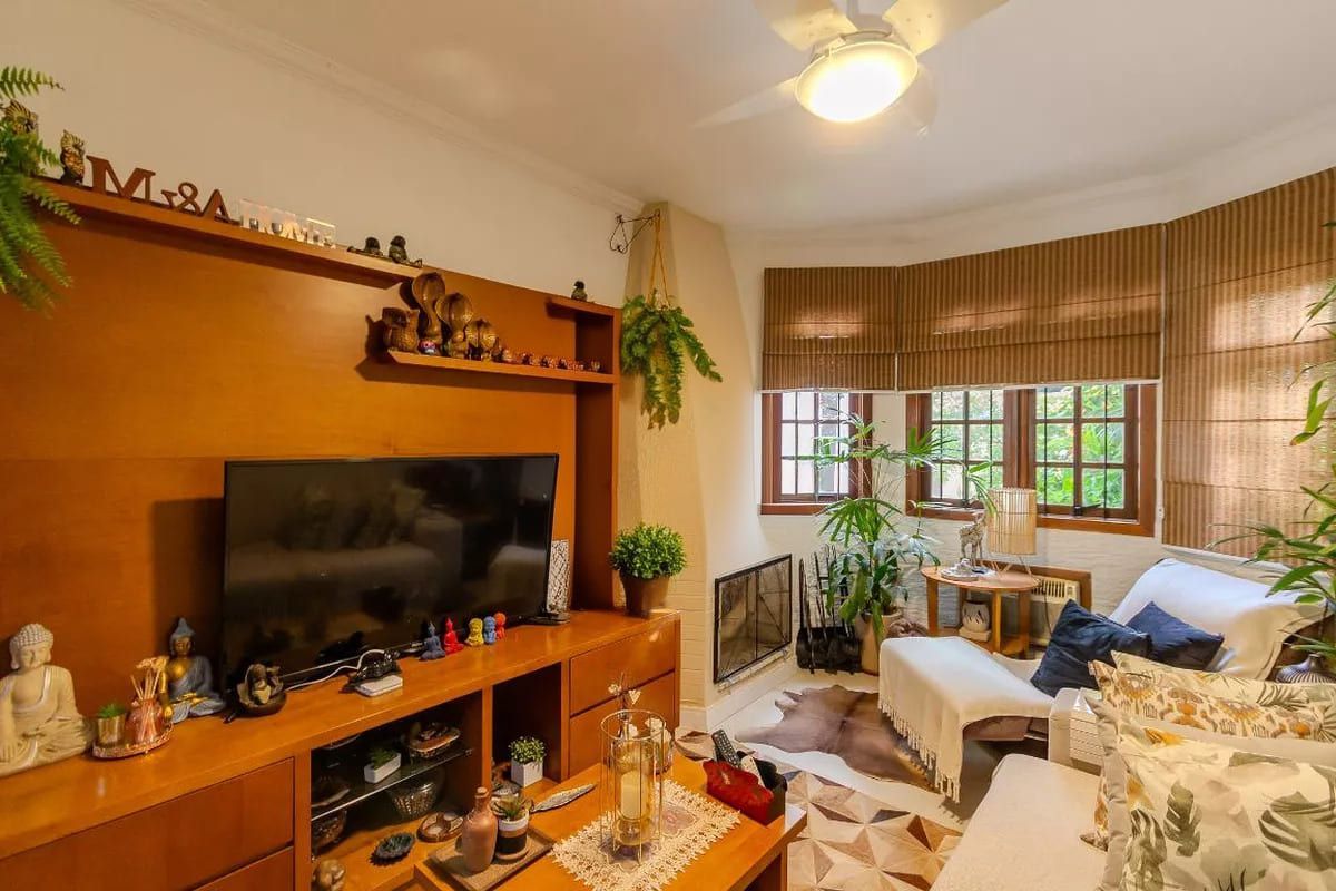Casa de condomínio à venda com 258m², 3 quartos e 2 vagas