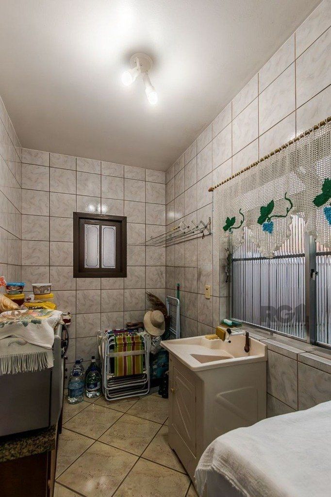 Casa à venda com 4 quartos, 200m² - Foto 11