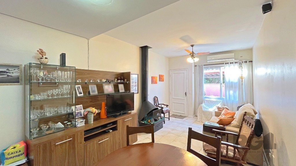 Casa de Condomínio à venda com 3 quartos, 110m² - Foto 2