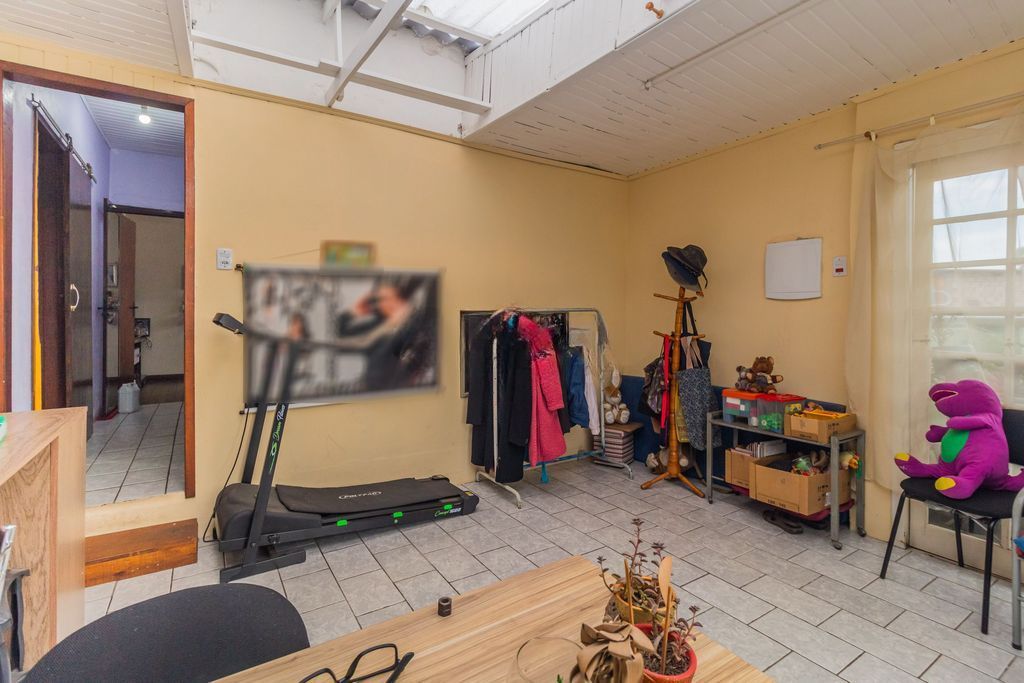 Casa, 2 quartos, 230 m² - Foto 13