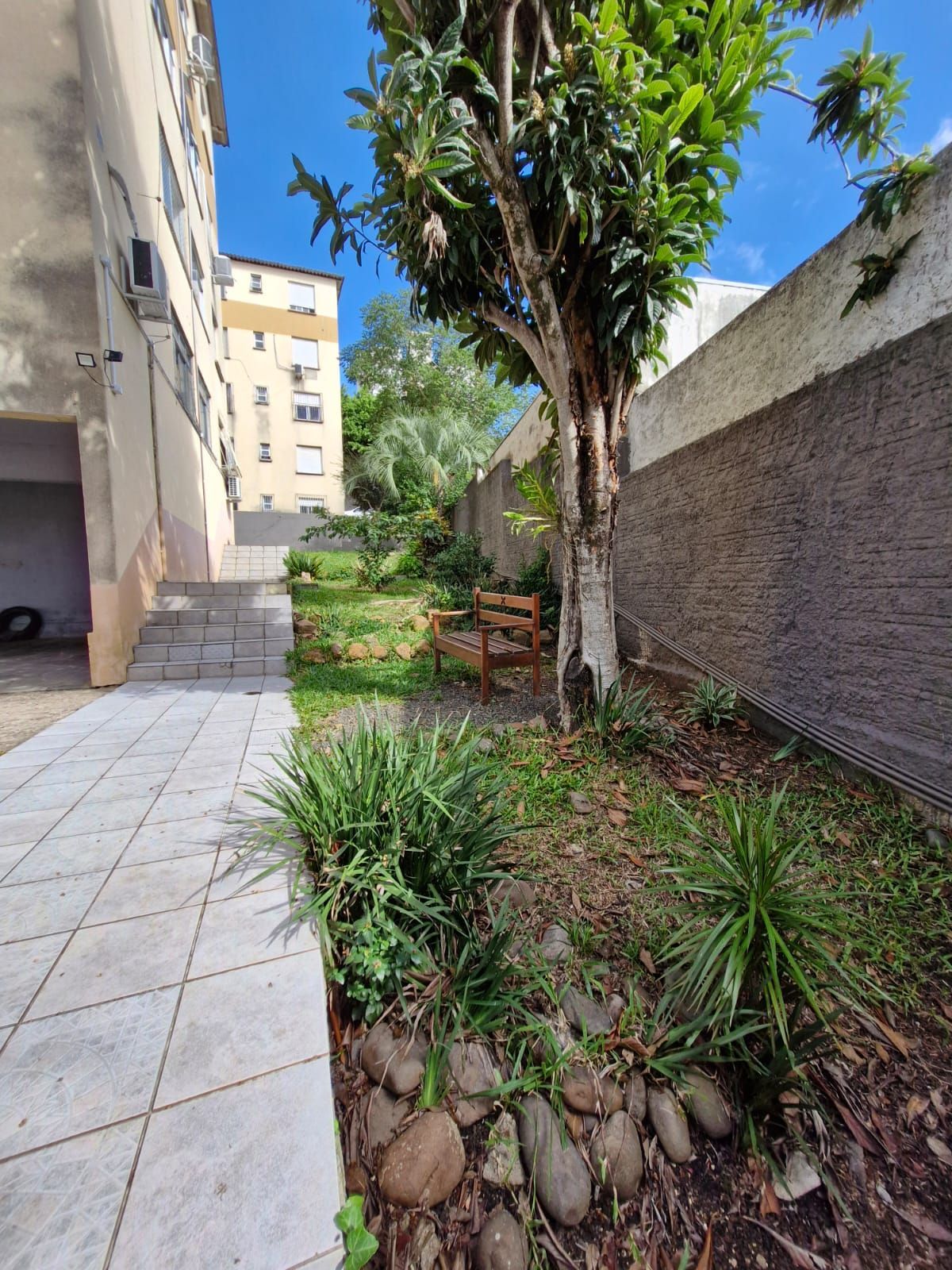 Apartamento à venda com 1 quarto, 44m² - Foto 27