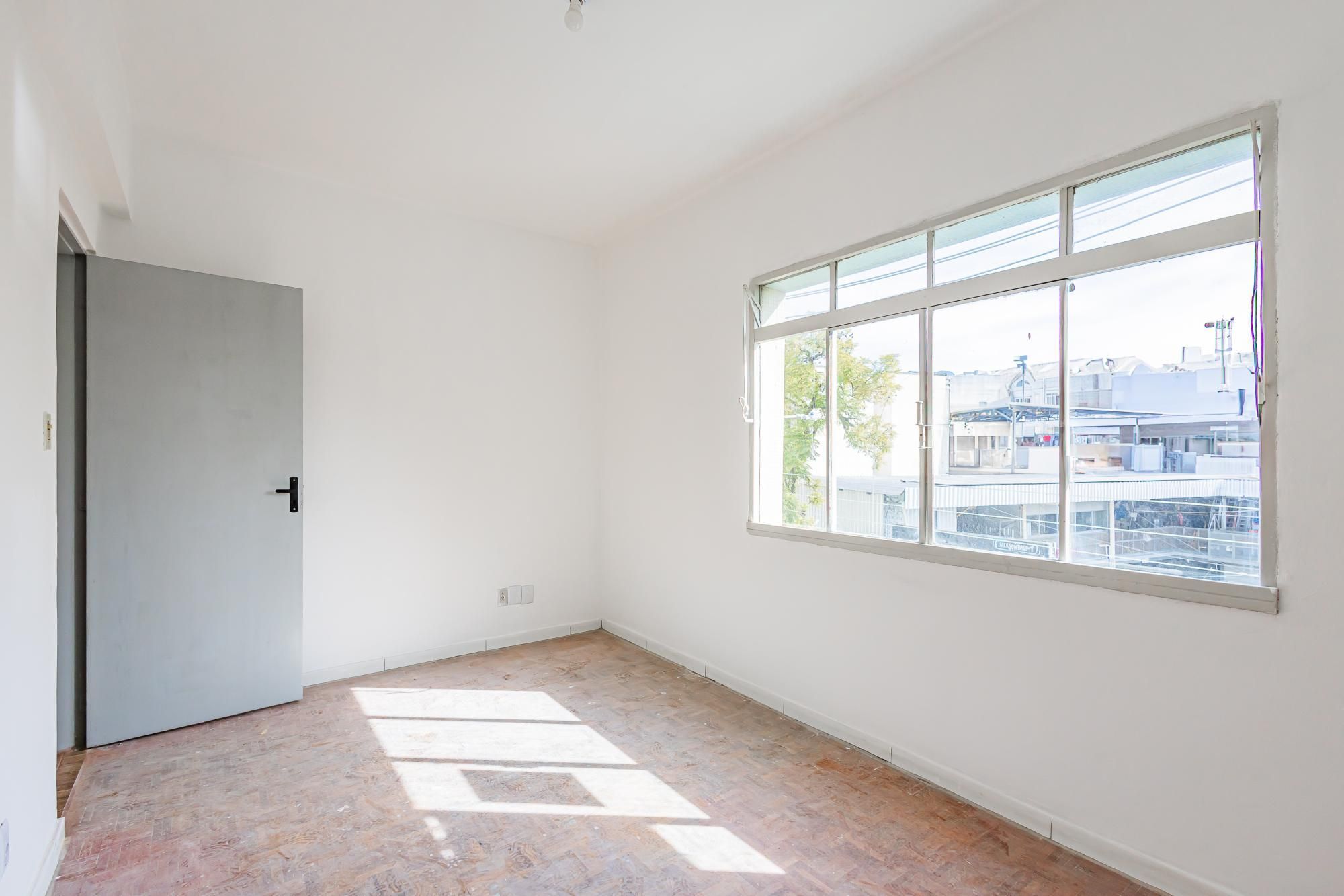 Apartamento à venda com 33m², 1 quarto no bairro Floresta em Porto Alegre