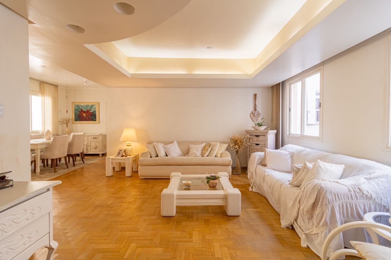 Cobertura à venda com 4 quartos 180 m²  rua Ramiro Barcelos no Bom Fim Porto Alegre