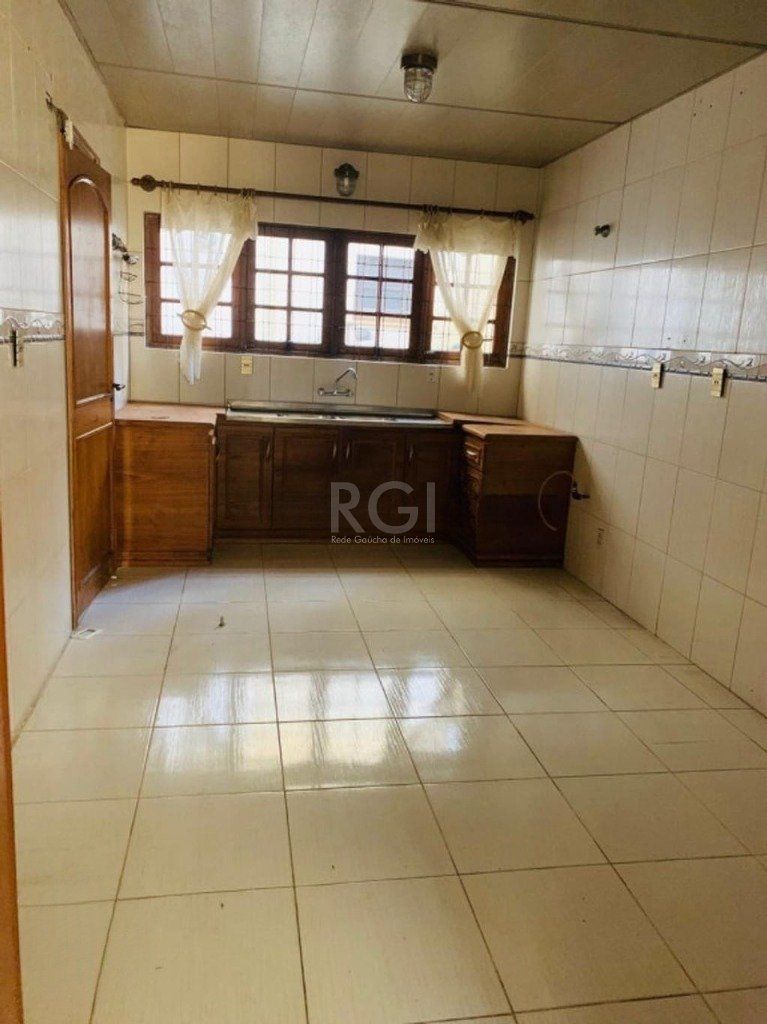 Casa à venda com 3 quartos, 333m² - Foto 13