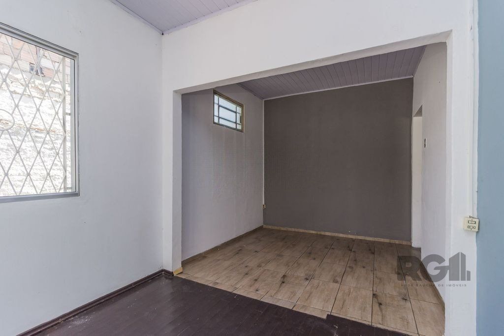 Casa à venda com 5 quartos, 160m² - Foto 3